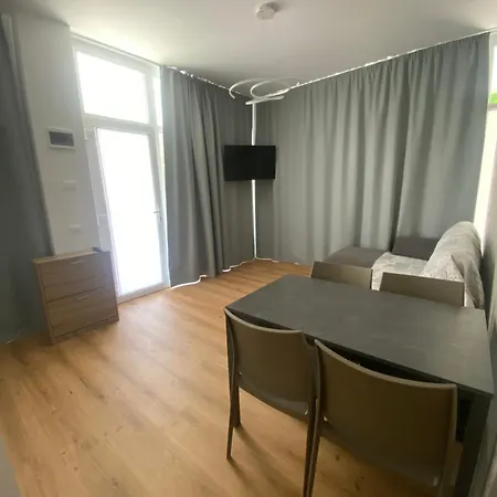 Cnl Mocanu Apartman *